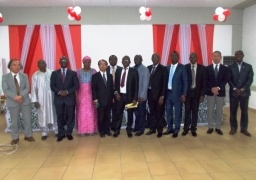 Photo de famille des participants au 2e Sminaire